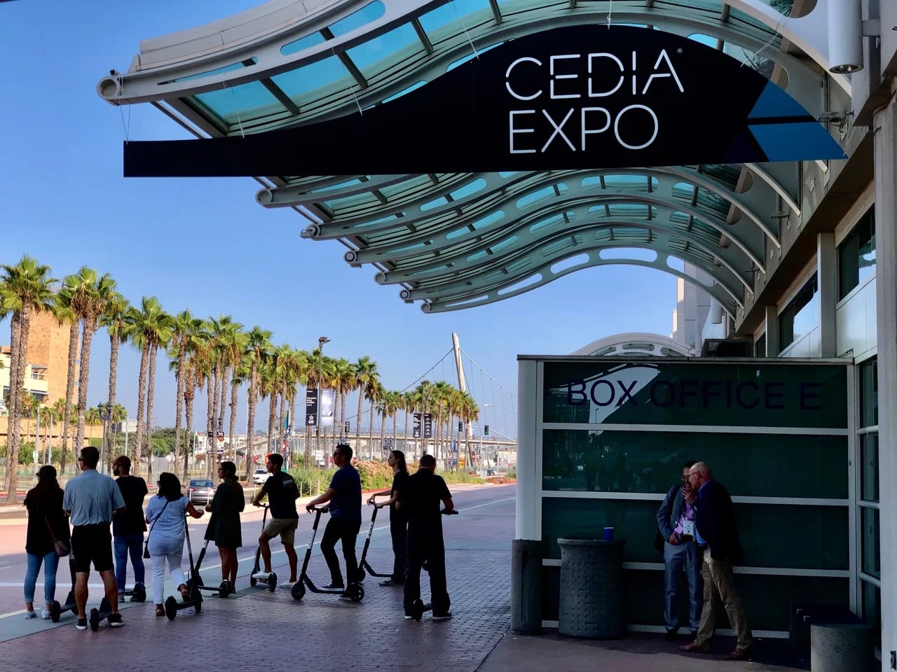 Episode 226 - 🛴 CEDIA 2018 Wrap-Up! #NerdsOnBirds episode artwork